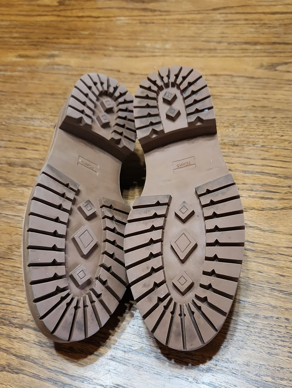 Toms Tan Leather Penny Loafers Size 8.5